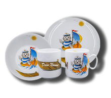 Laden Sie das Bild in den Galerie-Viewer, Geschirr aus Porzellan mit Namen und Seehund Boot