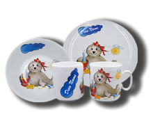 Laden Sie das Bild in den Galerie-Viewer, Geschirr aus Porzellan mit Namen und Seehund Mädchen