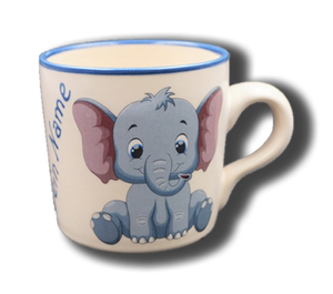 Beige Tasse mit Namen und Elefant