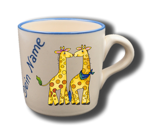 Beige Tasse mit Namen und Giraffen